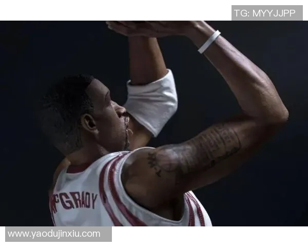 足球明星身上展现的独特气质与魅力解析